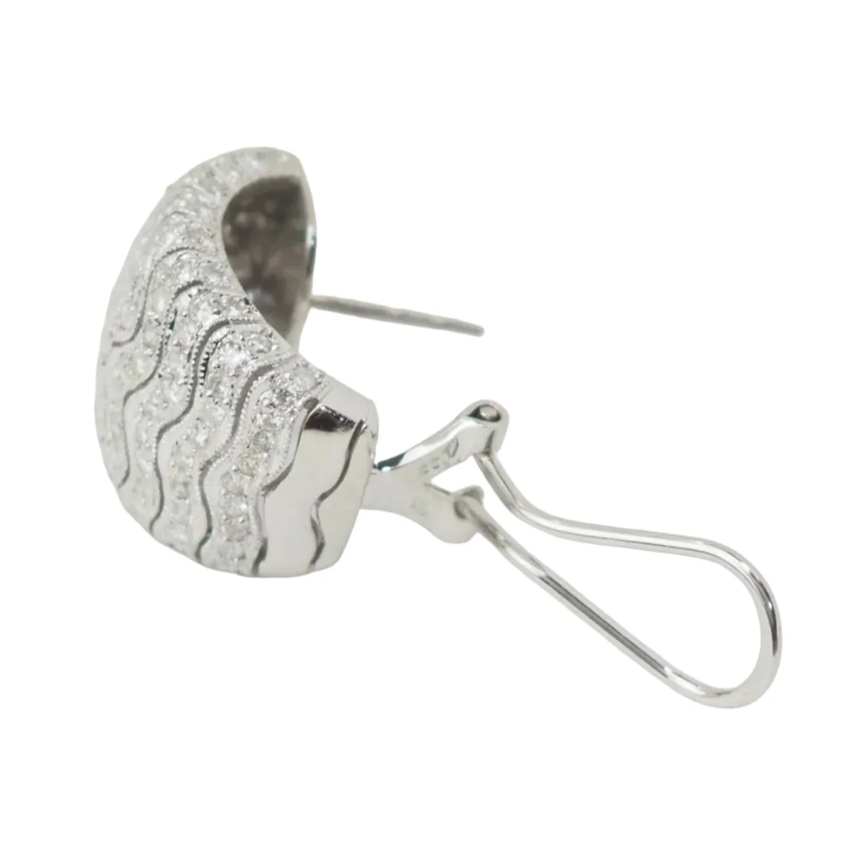 Boucles d'oreilles Clips en or blanc et diamants - Image 7