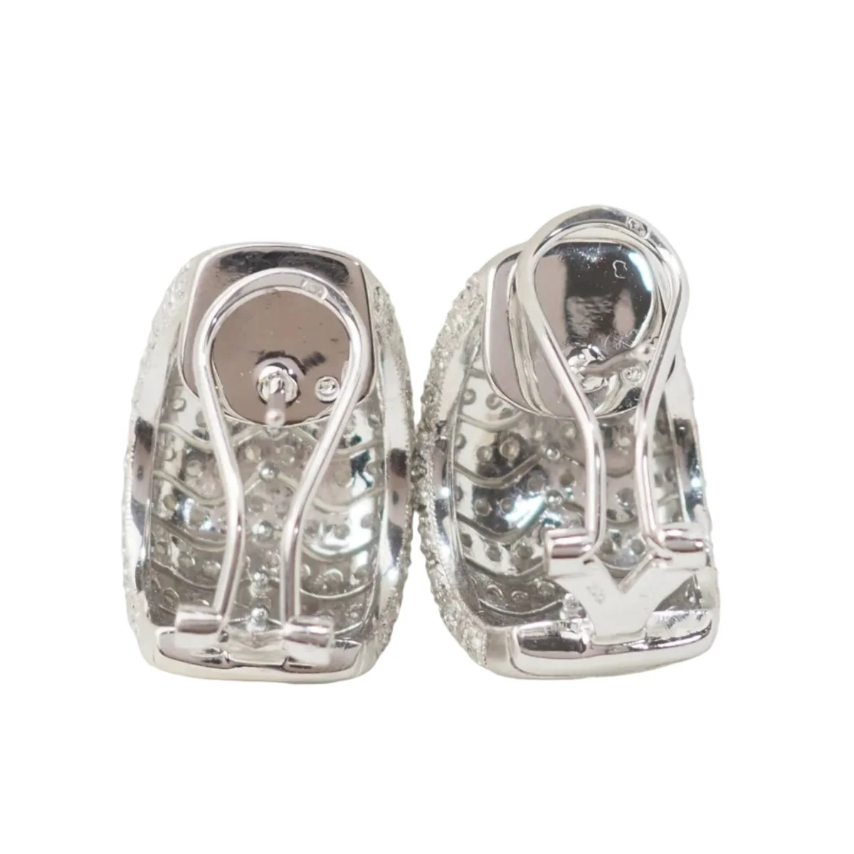 Boucles d'oreilles Clips en or blanc et diamants - Image 9