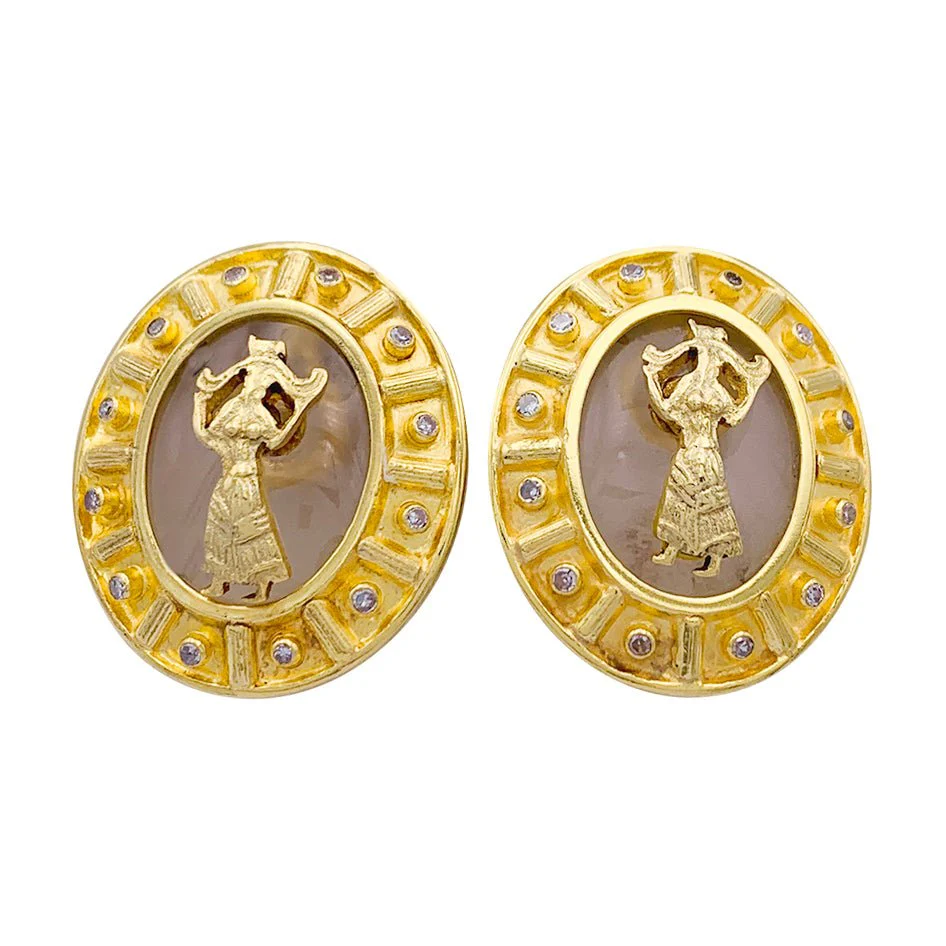 Boucles d'oreilles Clip LALAOUNIS en or jaune, diamants, et cristal de roche - Image 5