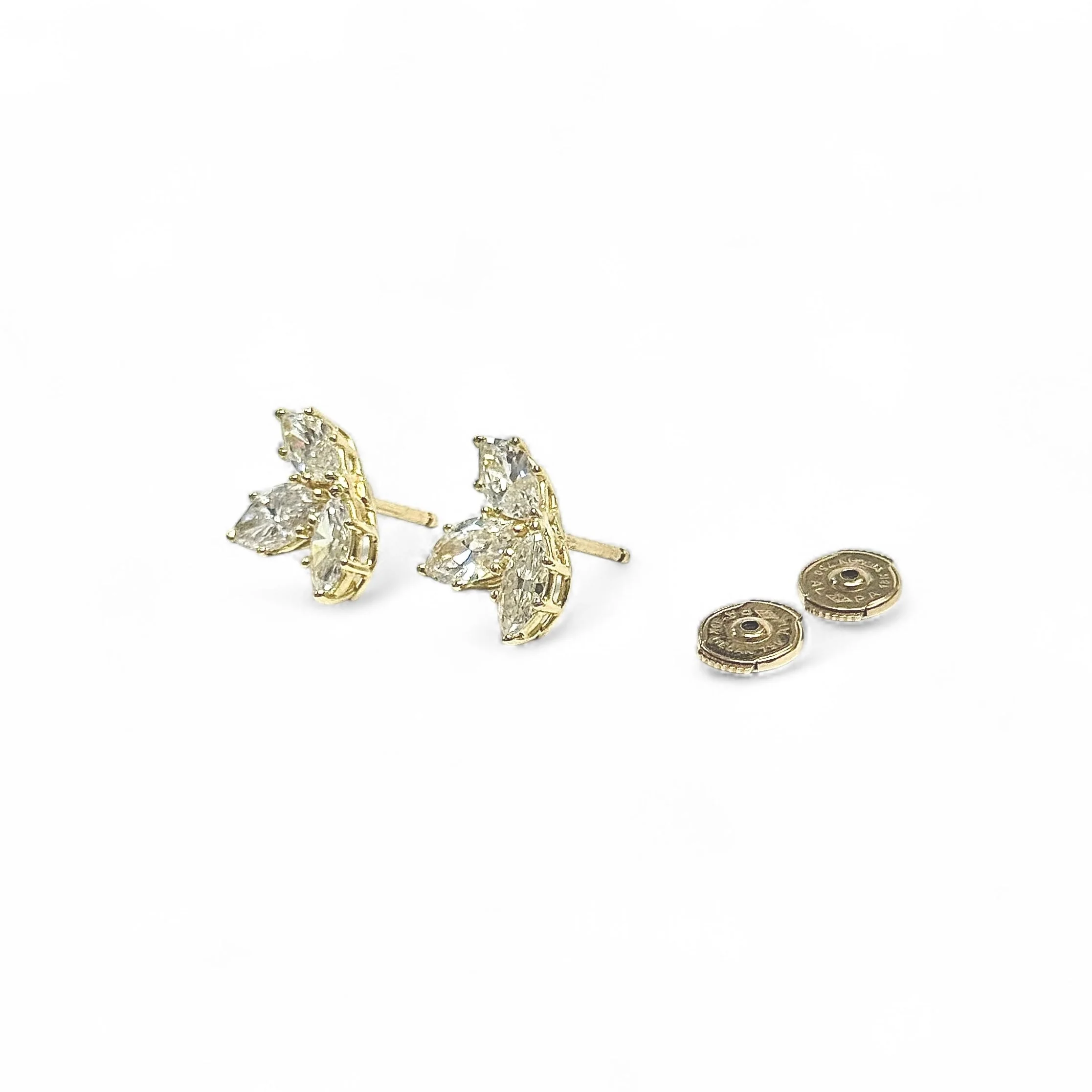 Boucles d'oreilles en or jaune et diamants - Image 3
