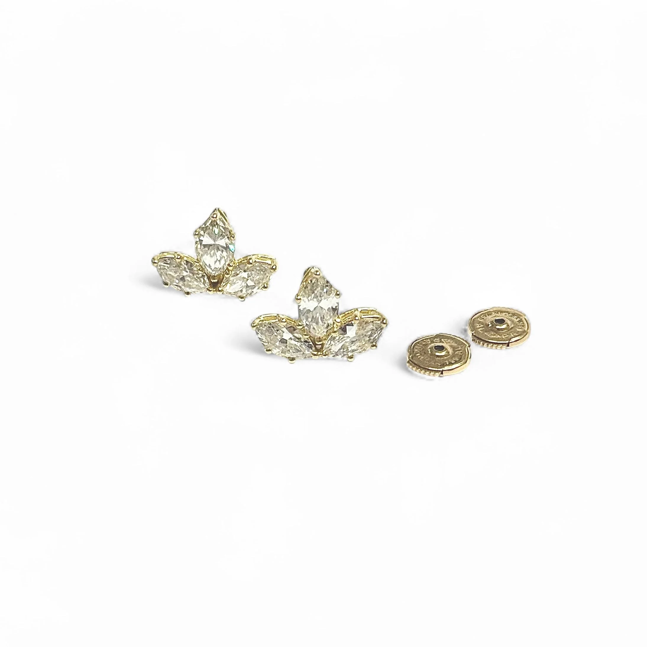 Boucles d'oreilles en or jaune et diamants - Image 4