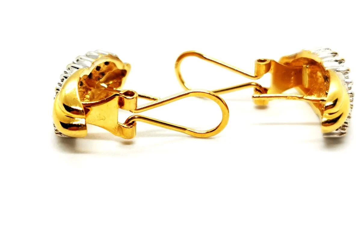 Boucles d'oreilles en or jaune et diamants - Image 6