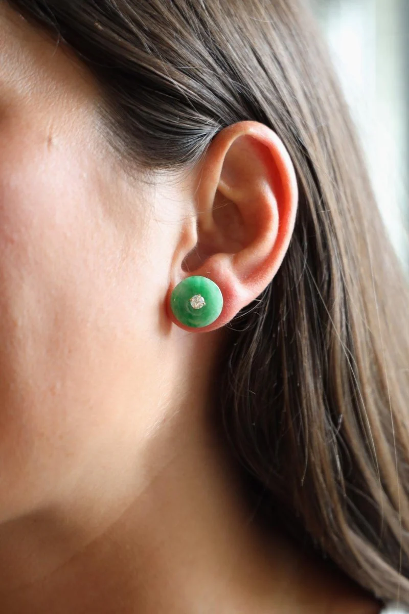 Boucles d'oreilles Puces en or jaunes, jades jadéite et diamants - Image 7