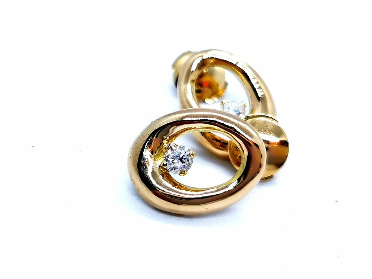 Boucles d'oreilles Alpa en or jaune et diamants - Image 2