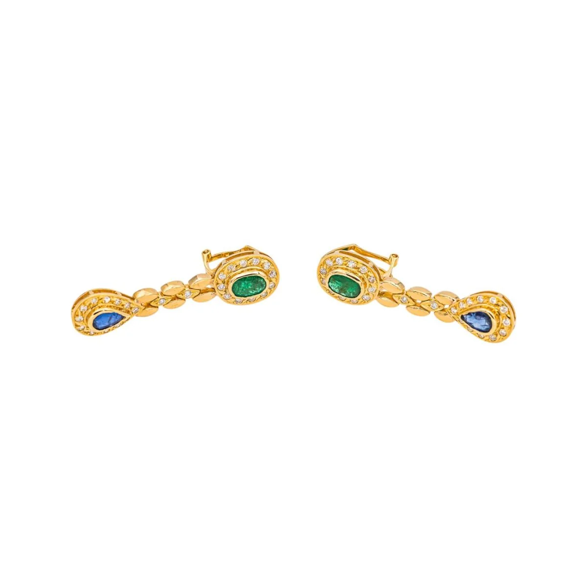 Boucles d'oreilles Pendantes en or jaune, émeraudes, saphirs et diamants - Image 4