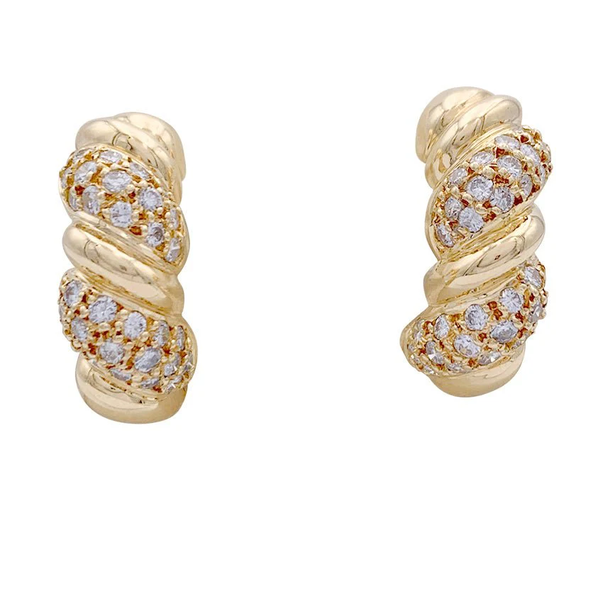 Boucles d'oreilles or jaune et diamants.