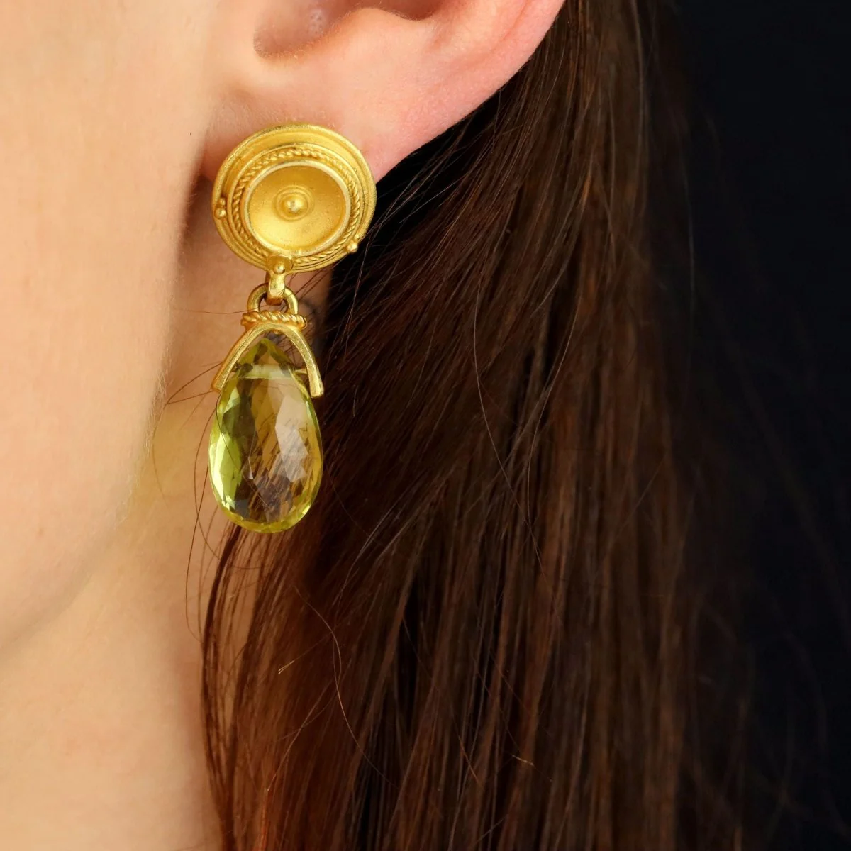 Boucles d'oreilles pendantes en or jaune et quartz lemon - Image 7