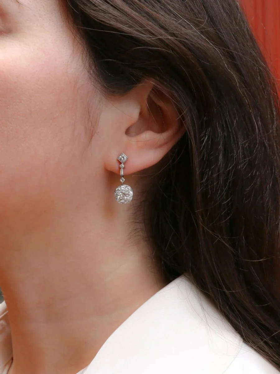 Boucles d'oreilles pendantes Art Déco diamants - Image 8
