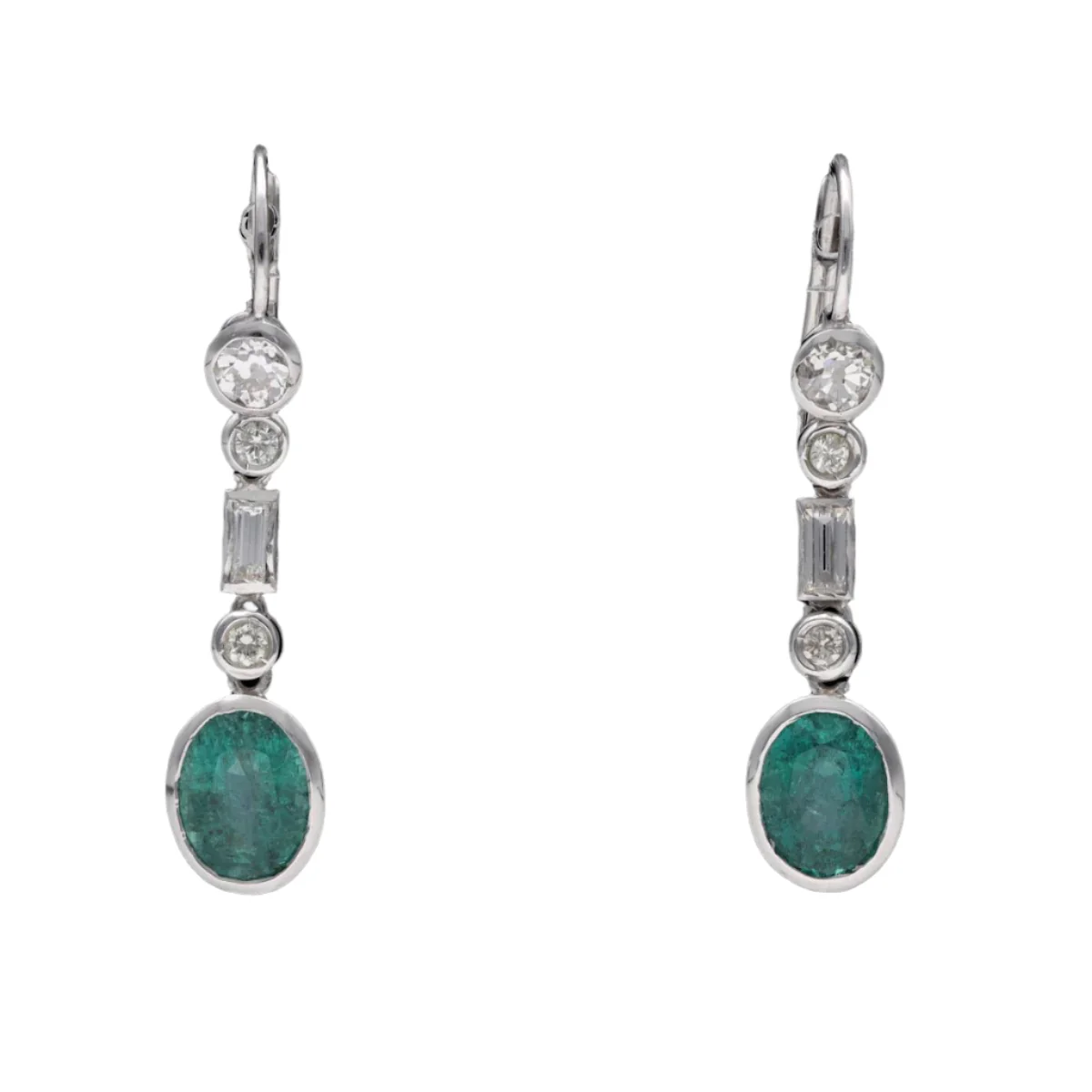 Boucles d'oreilles Pendantes en or blanc, émeraudes et diamants