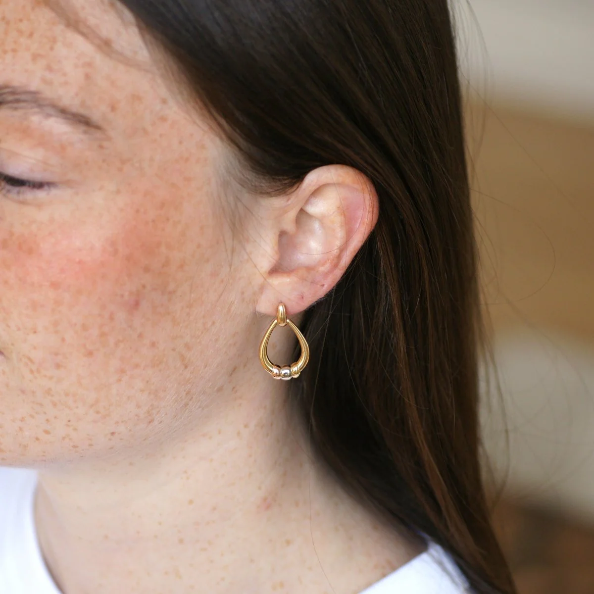 Boucles d'oreilles Pendantes CARTIER "Trinity" en or jaune, or blanc et or rose - Image 2