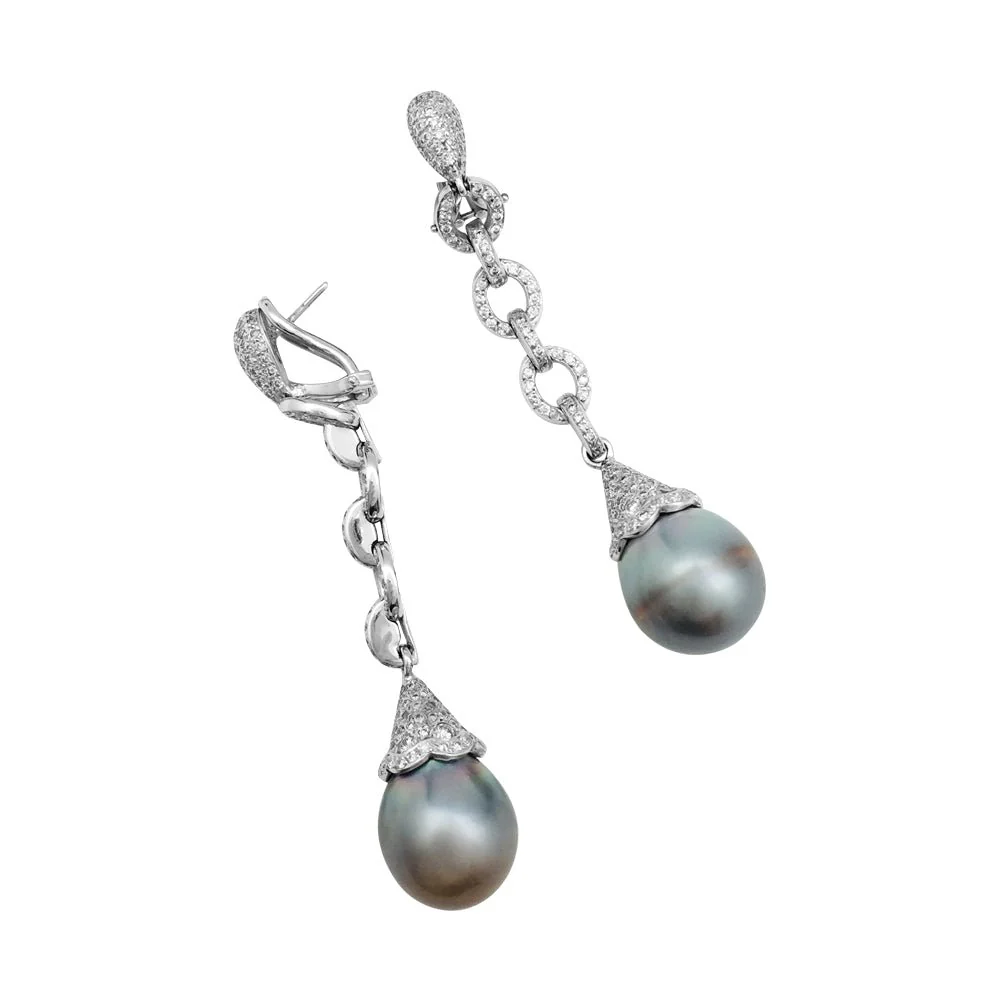 Boucles d'oreilles Pendantes en or blanc, diamants et perles - Image 3
