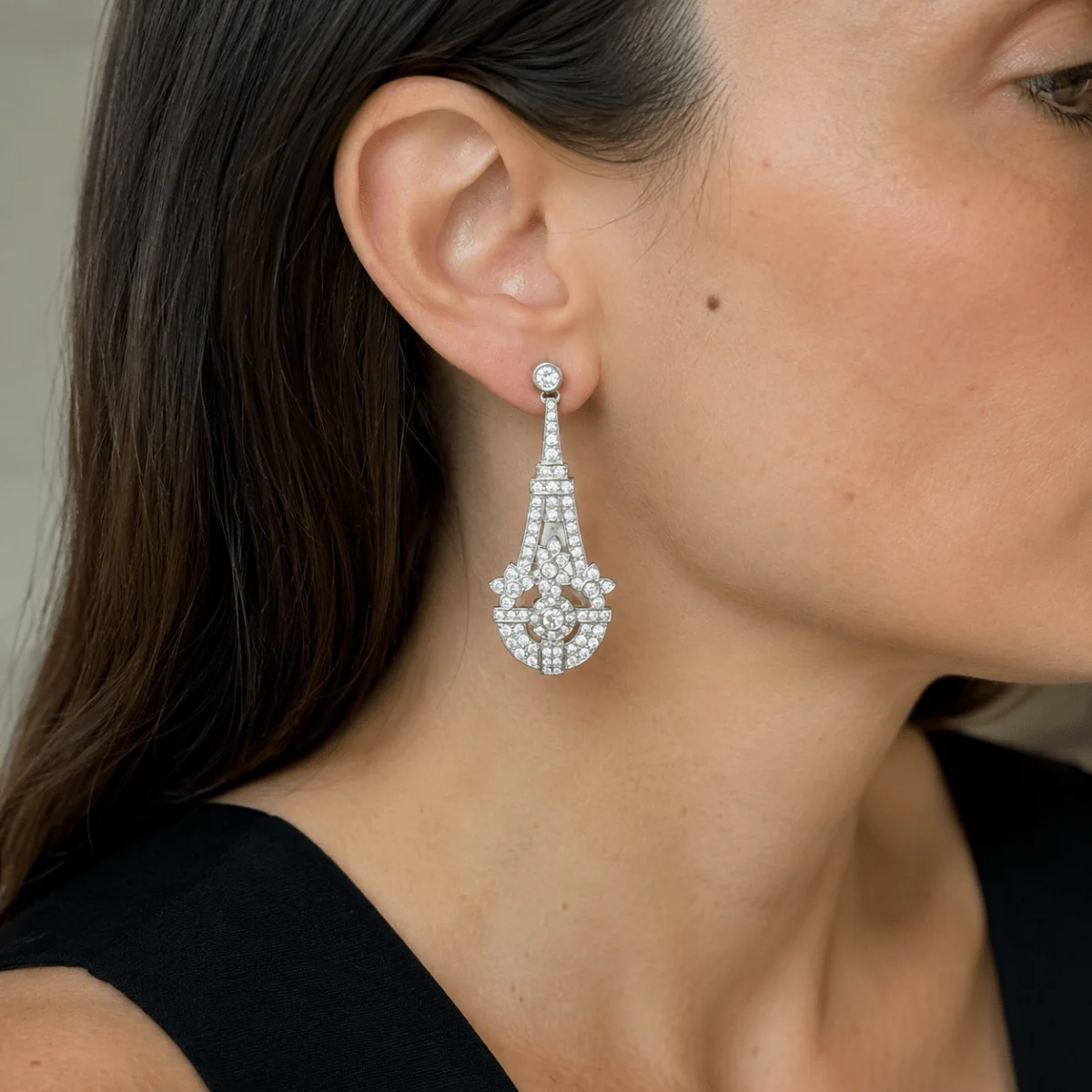Boucles d'oreilles Pendantes en or blanc et diamants - Image 2