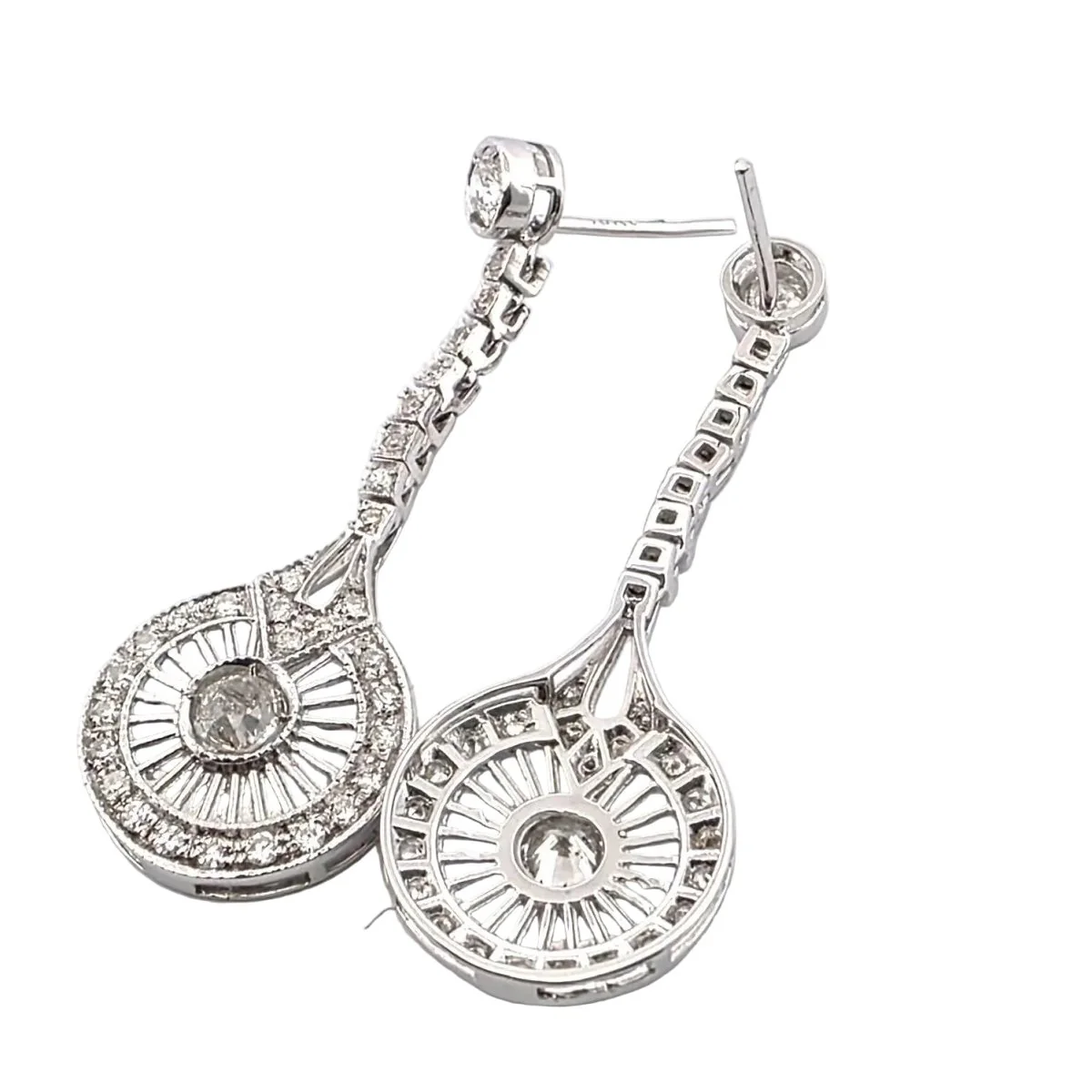 Boucles d'oreilles Pendantes en or blanc et diamants - Image 2