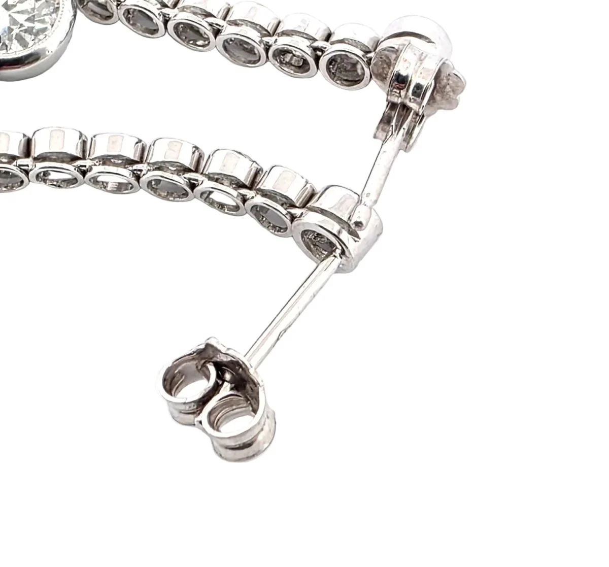 Boucles d'oreilles Pendantes en or blanc et diamants - Image 4