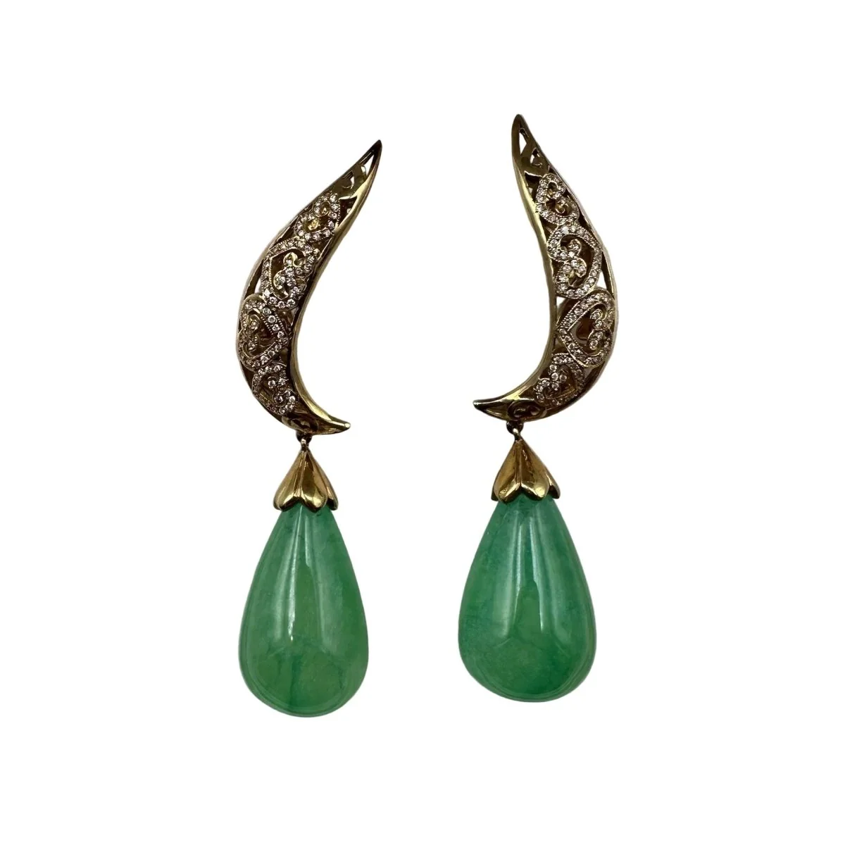 Boucles d'oreilles Pendantes en or jaune, jade et diamants