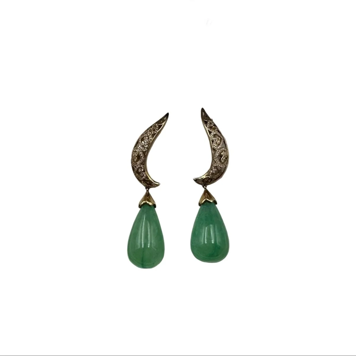 Boucles d'oreilles Pendantes en or jaune, jade et diamants - Image 4