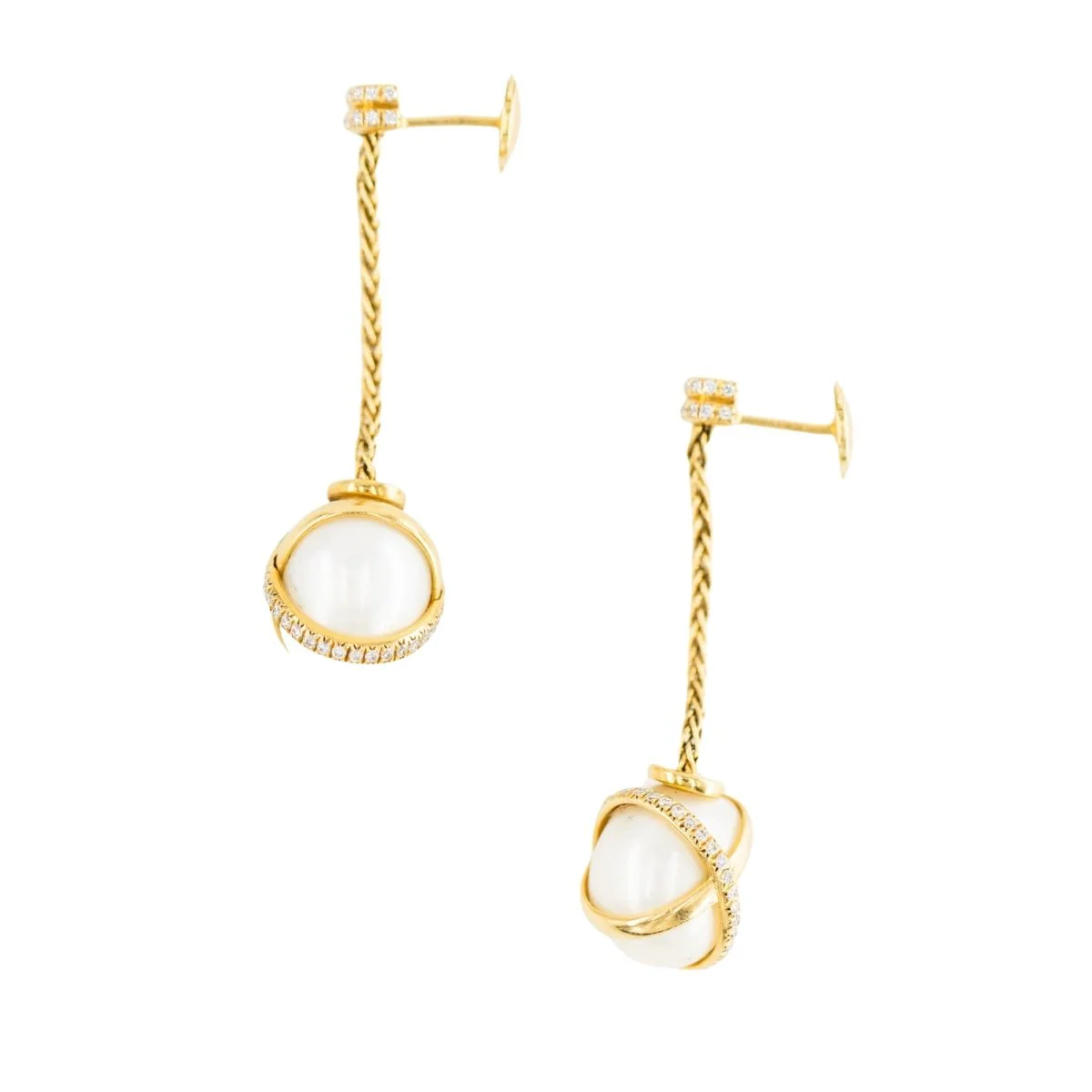 Boucles d'oreilles Pendantes FRED "Baie des Anges" en or jaune, perles et diamants - Image 3