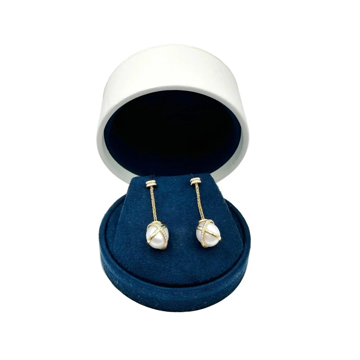 Boucles d'oreilles Pendantes FRED "Baie des Anges" en or jaune, perles et diamants - Image 5