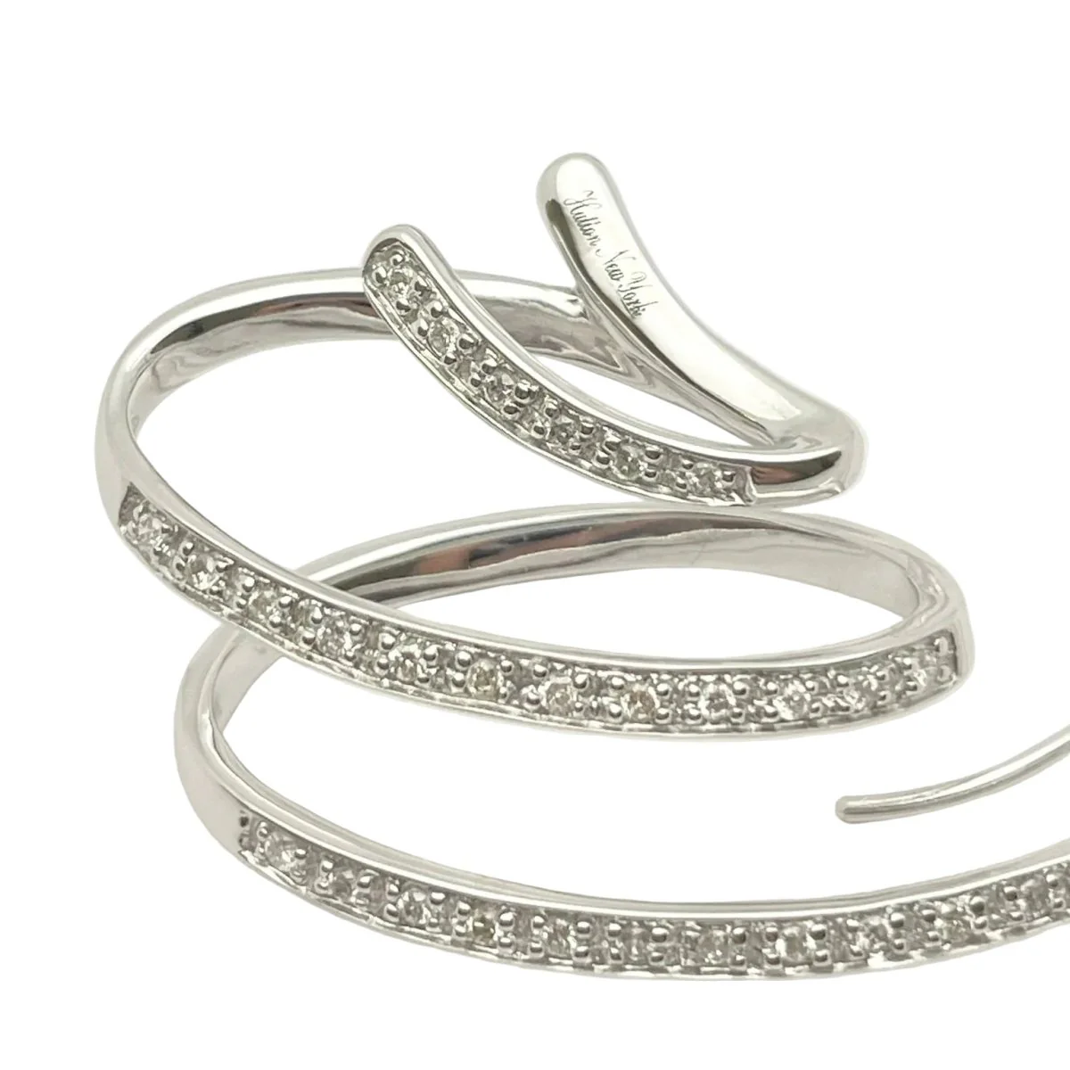 Boucles d'oreilles Pendantes HUTTON NEW YORK en or blanc et diamants - Image 4