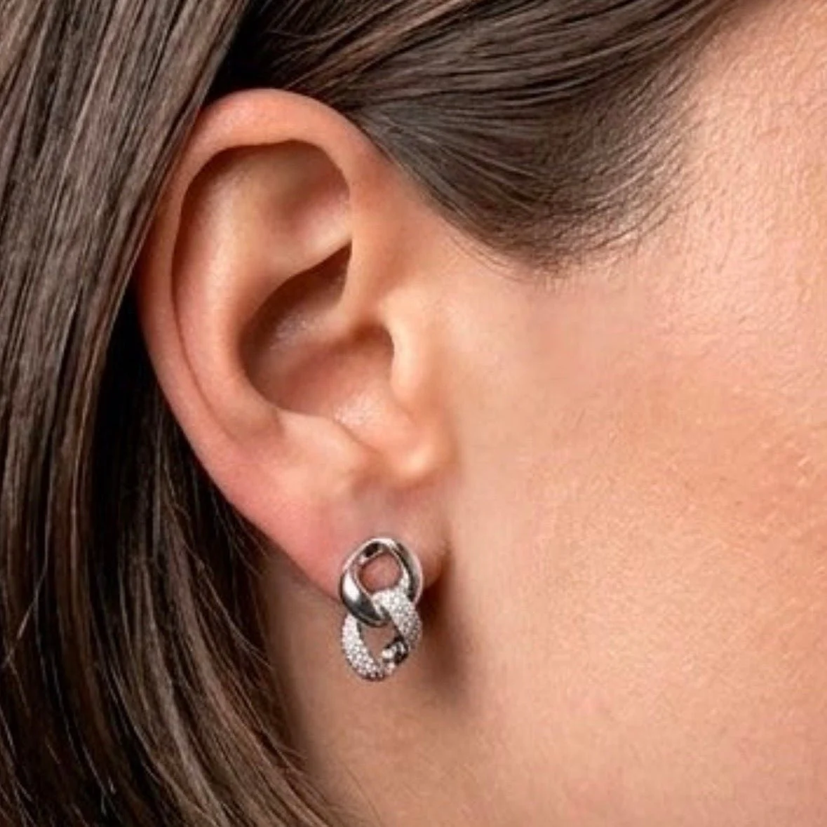 Boucles d'oreilles Pendantes MESSIKA "Link" en or blanc et diamants - Image 2