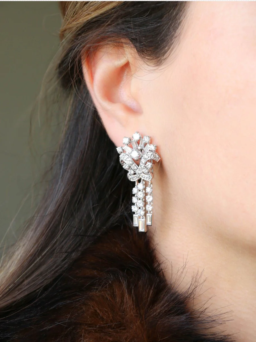 Boucles d'oreilles pendantes or blanc diamants 8,5 carats - Image 2