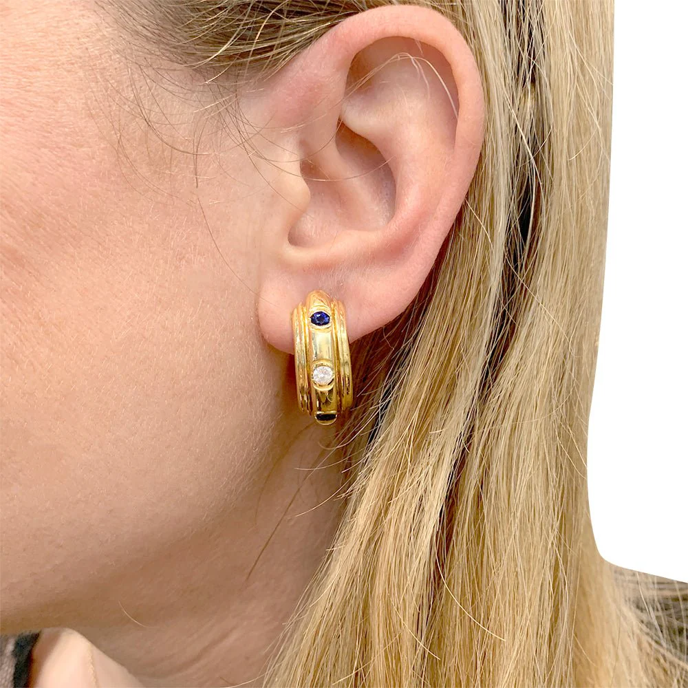 Boucles d'oreilles Piaget, “’Possession”, or jaune, saphirs, diamants - Image 6
