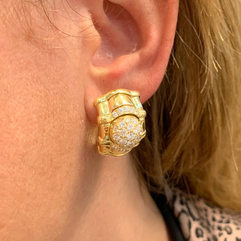 Boucles d'oreilles PIAGET "Tanagra" en or jaune et diamants - Image 10