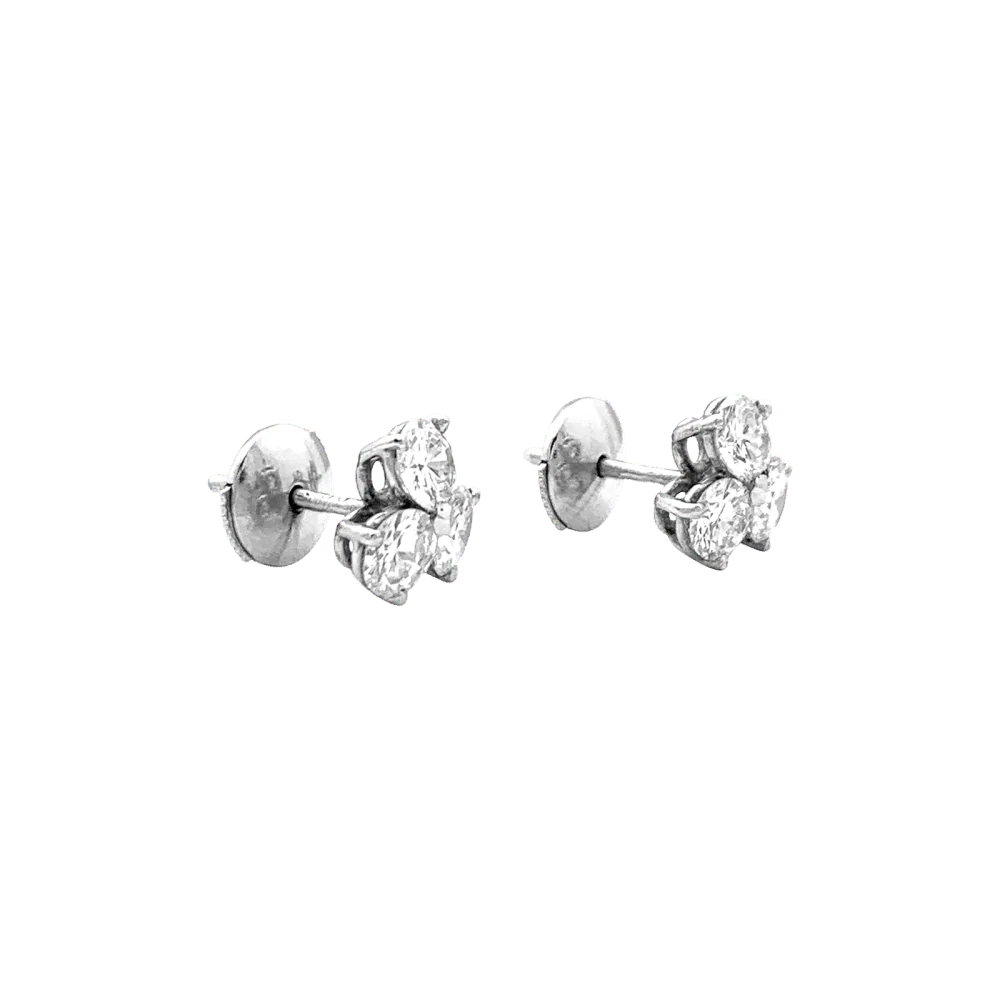 Boucles d'oreilles Puces en platine et diamants - Image 4
