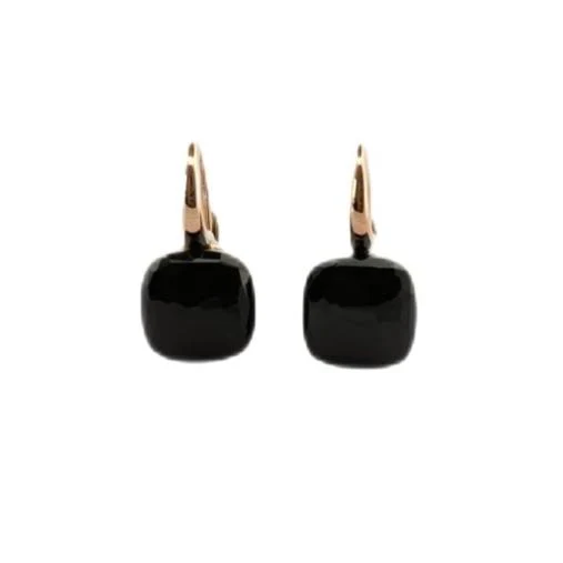 Boucles d'oreilles POMELLATO "Nudo" en or jaune et grenat