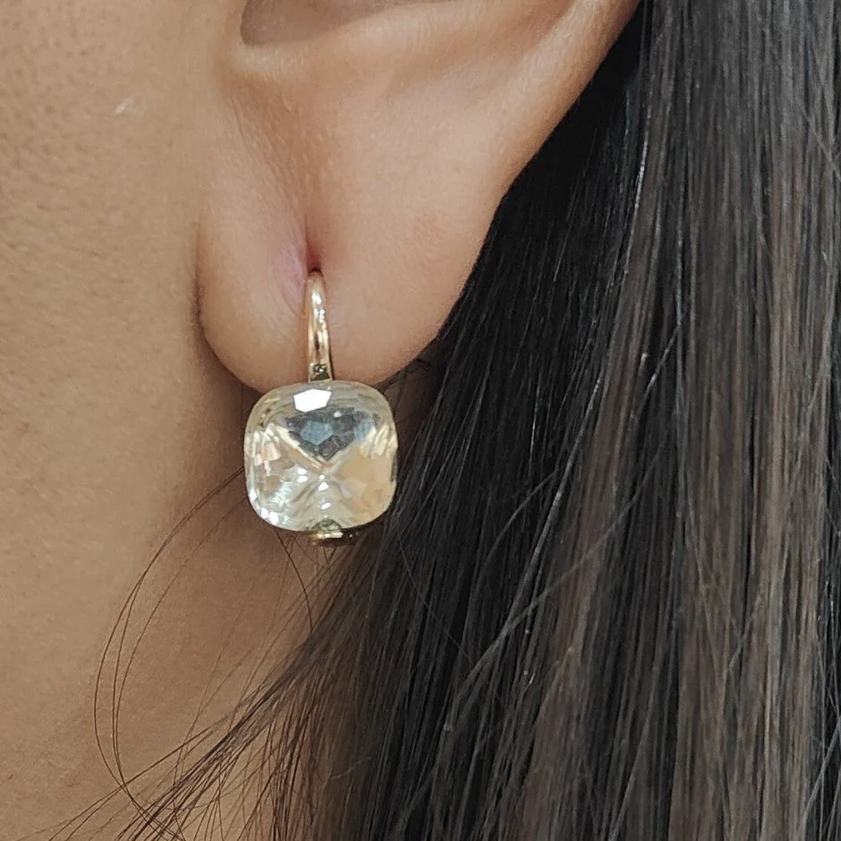 Boucles d'oreilles Dormeuses POMELLATO "Nudo Classic" en or rose et topazes - Image 2