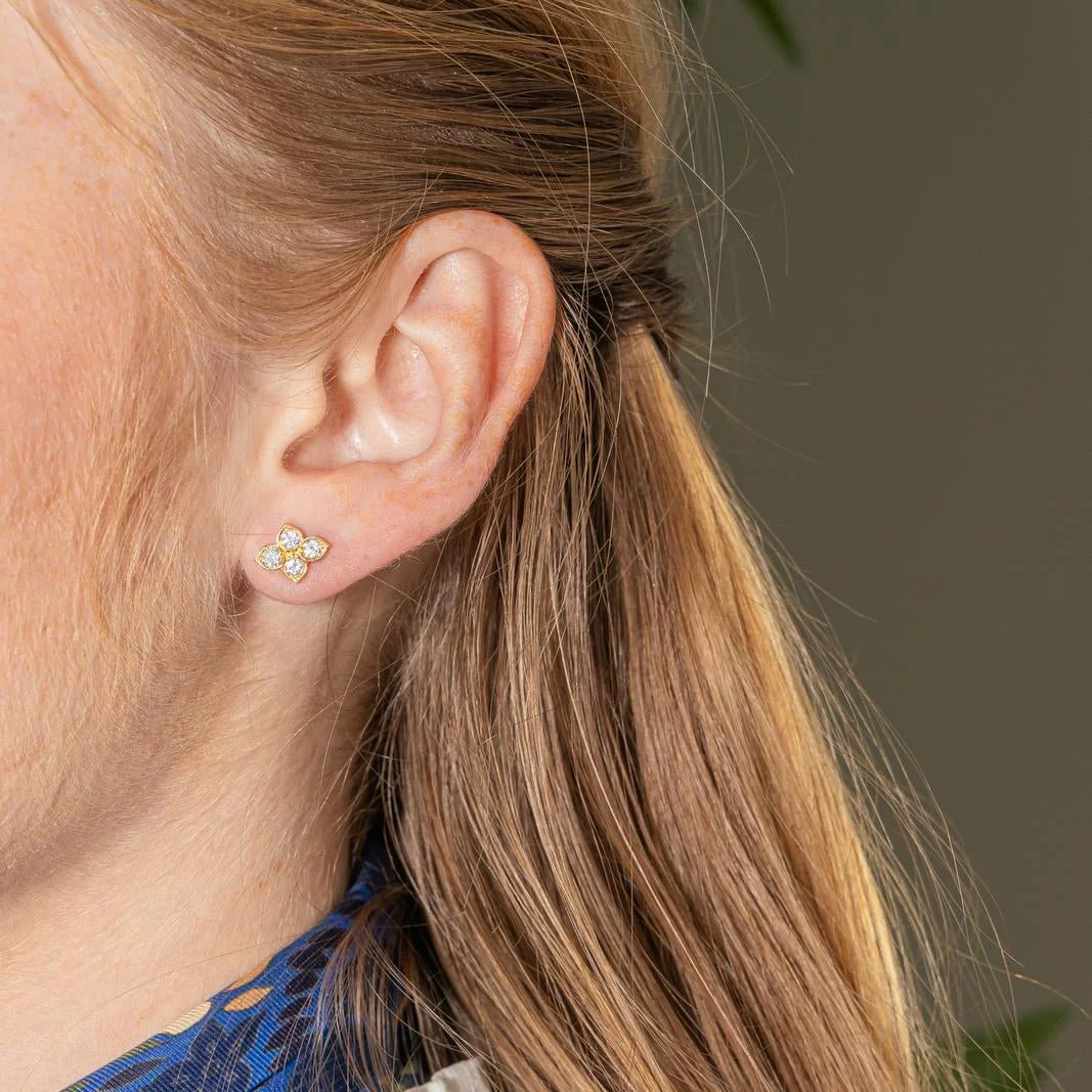 Boucles d'oreilles Puces CARTIER "Hindu" en or jaune et diamants - Image 2