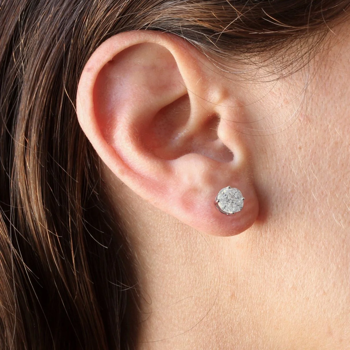 Boucles d'oreilles Puces en or blanc et diamants - Image 2