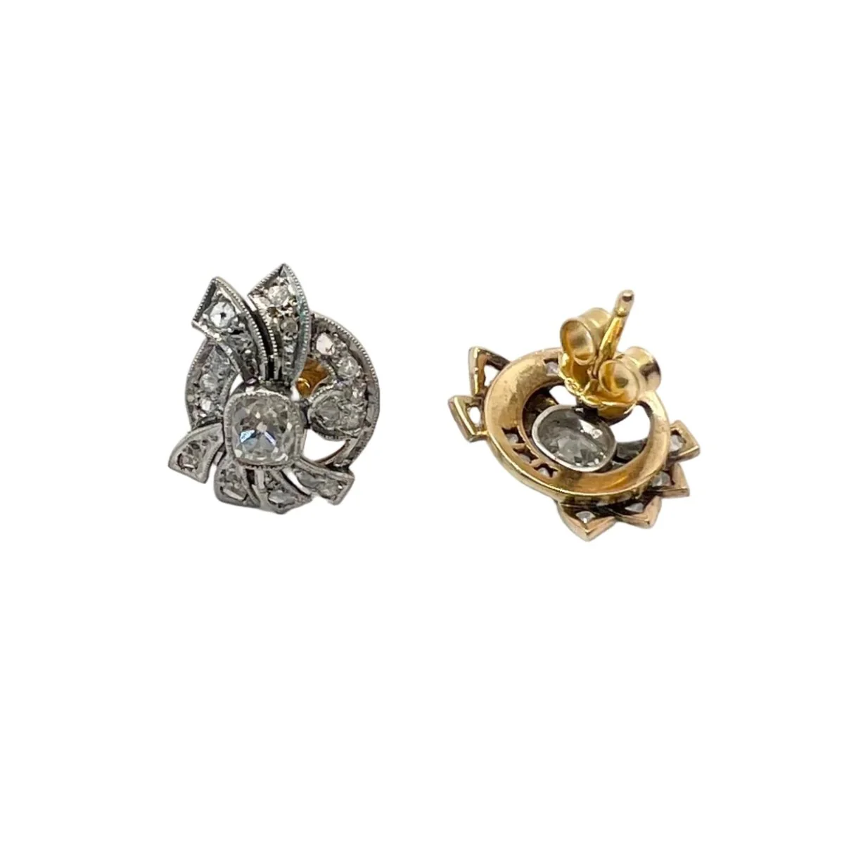 Boucles d'oreilles Puces en or jaune et diamants - Image 3