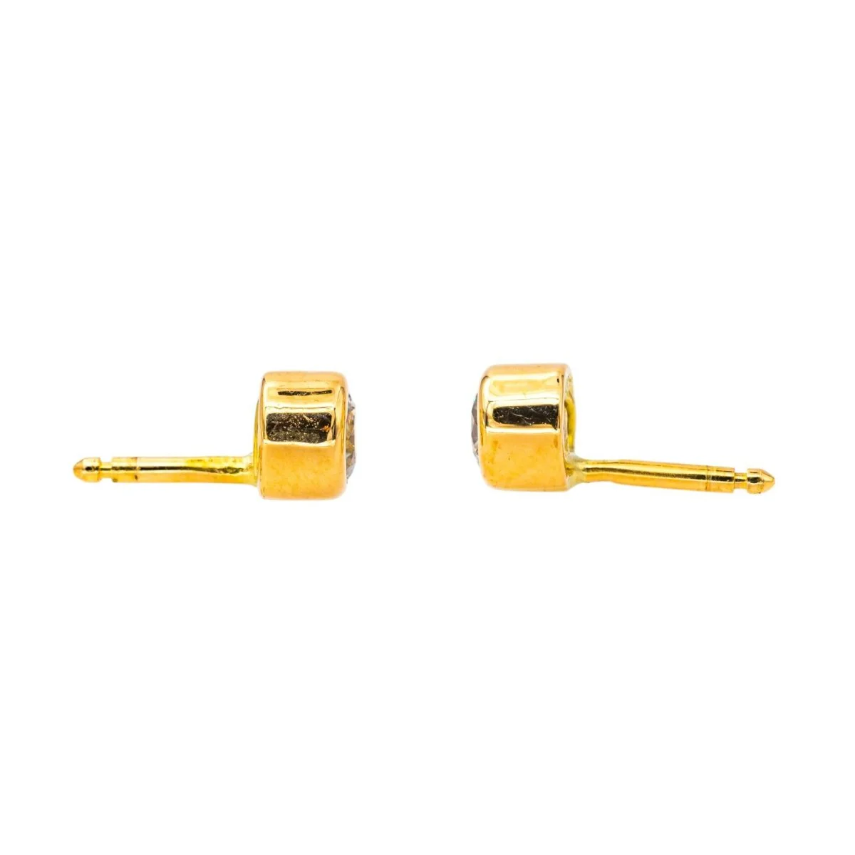 Boucles d'oreilles Puces en or jaune et diamants - Image 7