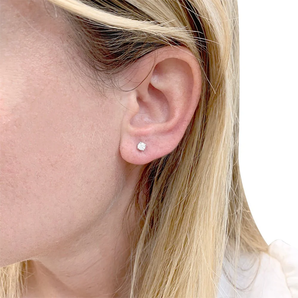 Boucles d'oreilles Puces TIFFANY & CO. en platine et diamants - Image 5
