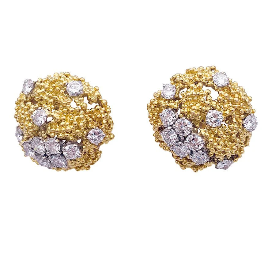 Boucles d'oreilles BOUCHERON en or jaune, platine et diamants. - Image 3