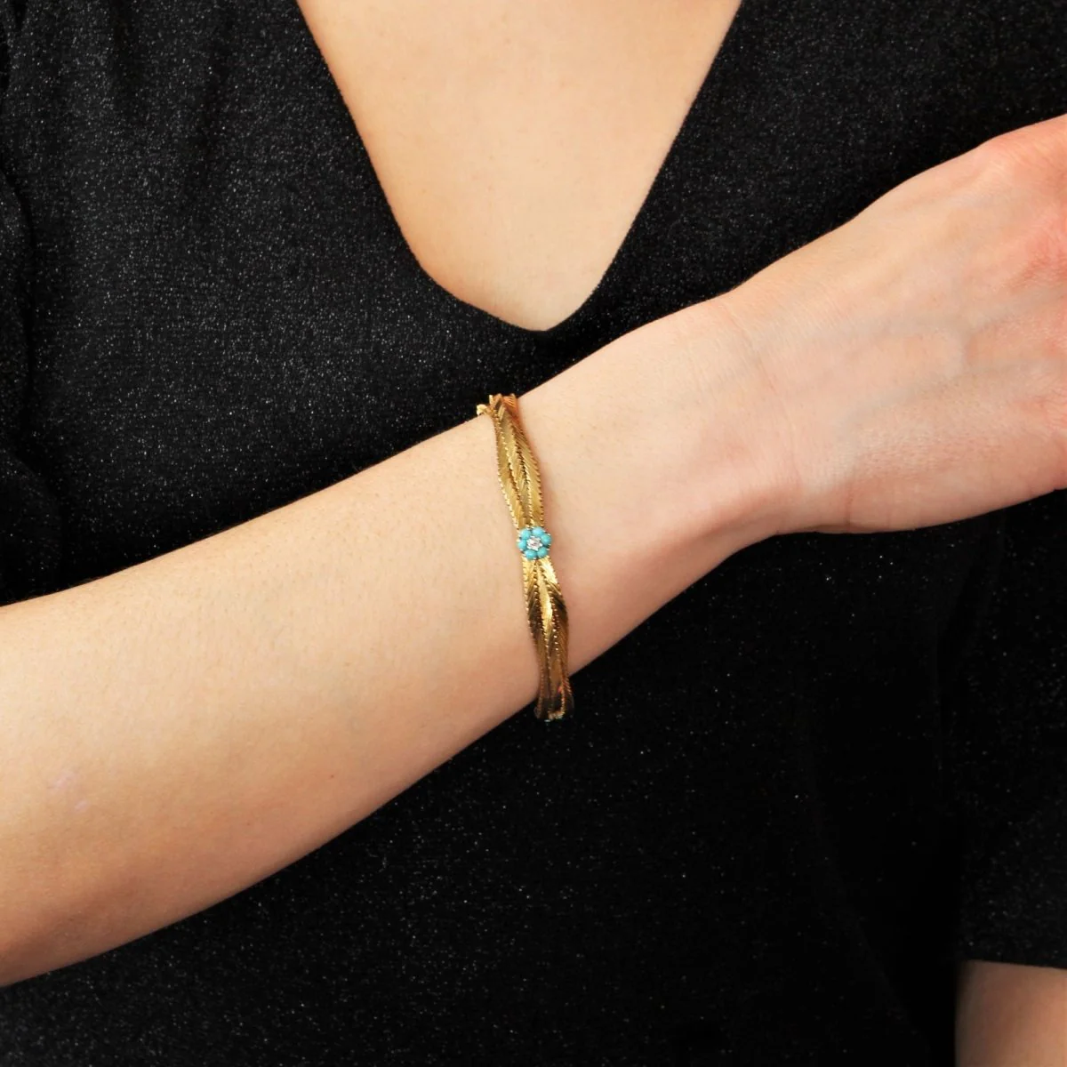 Bracelet Maille en or jaune, turquoises et diamants - Image 2