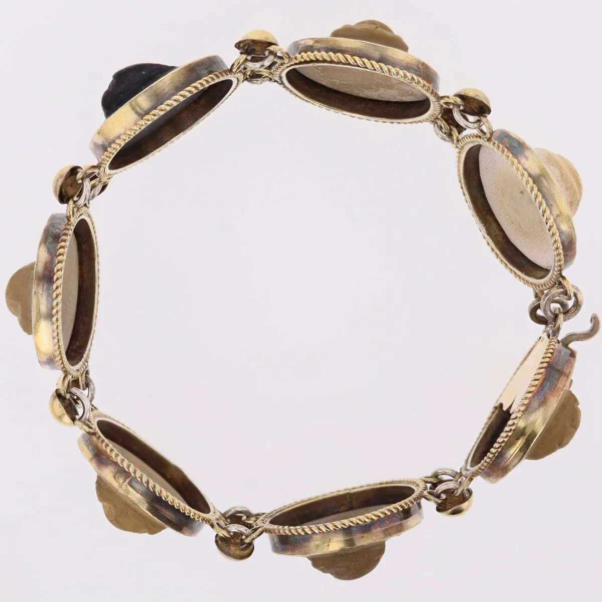 Bracelet ancien en vermeil et pierres de lave - Image 9