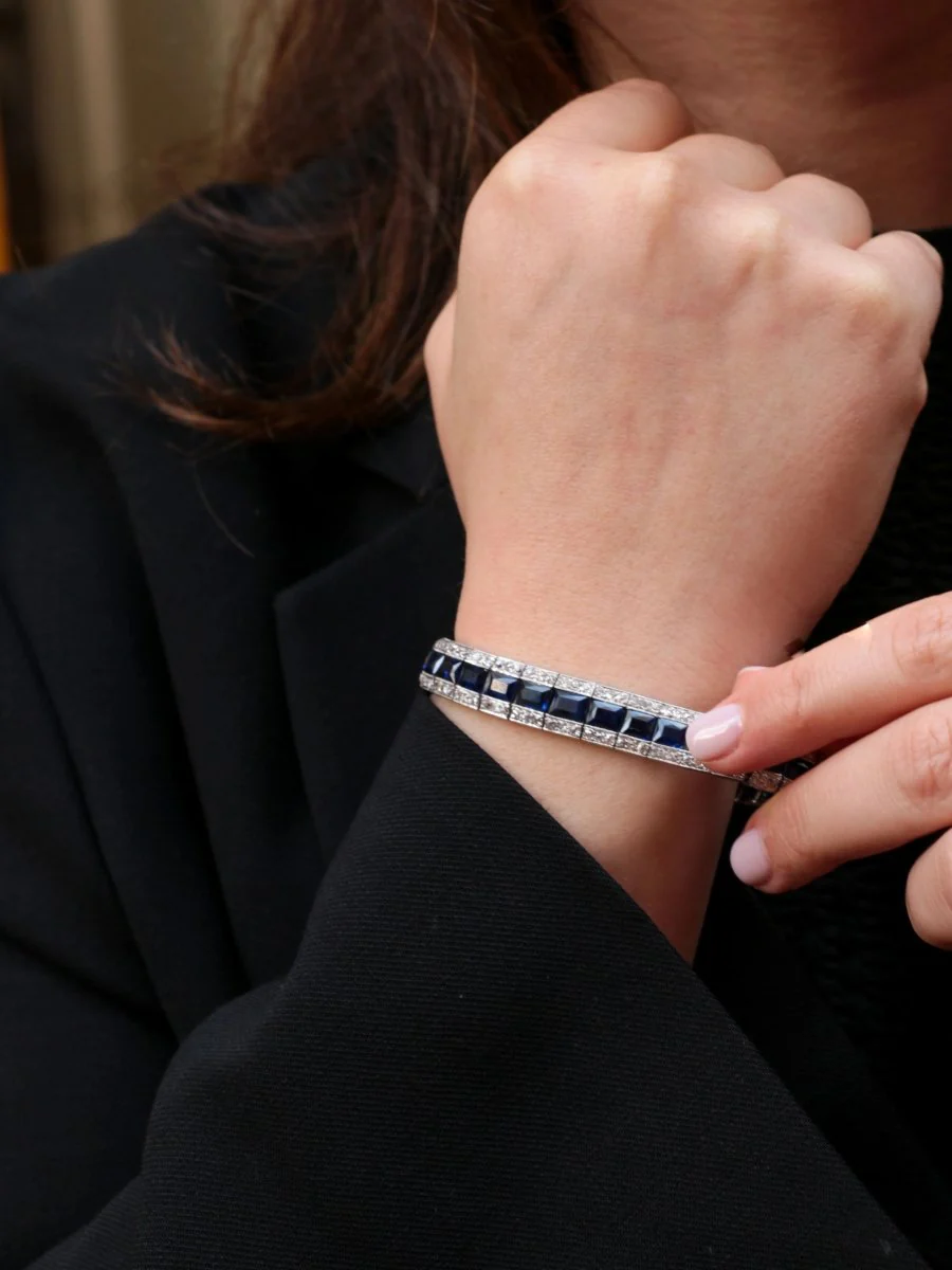 Bracelet Art-Déco en or, platine, saphirs et diamants - Image 11