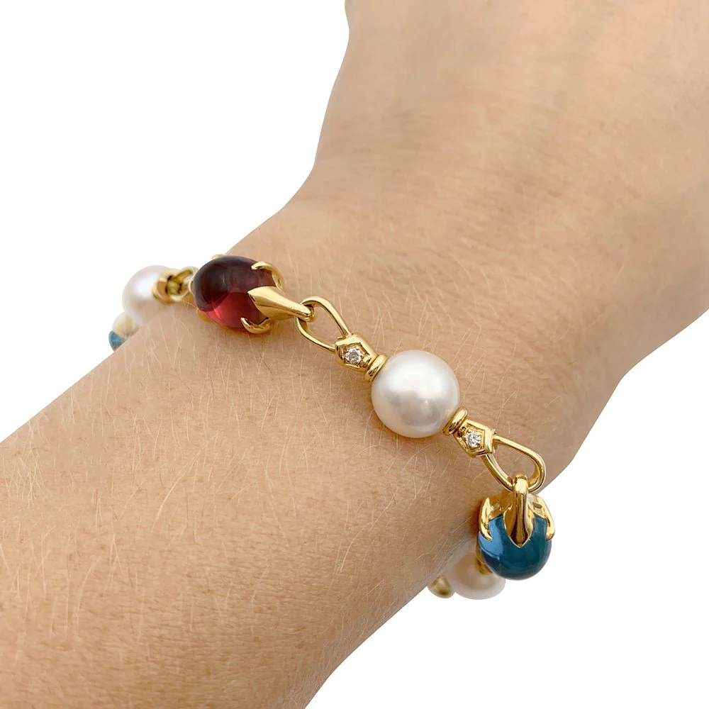 Bracelet Bulgari en or jaune, perles et pierres de couleur - Image 2