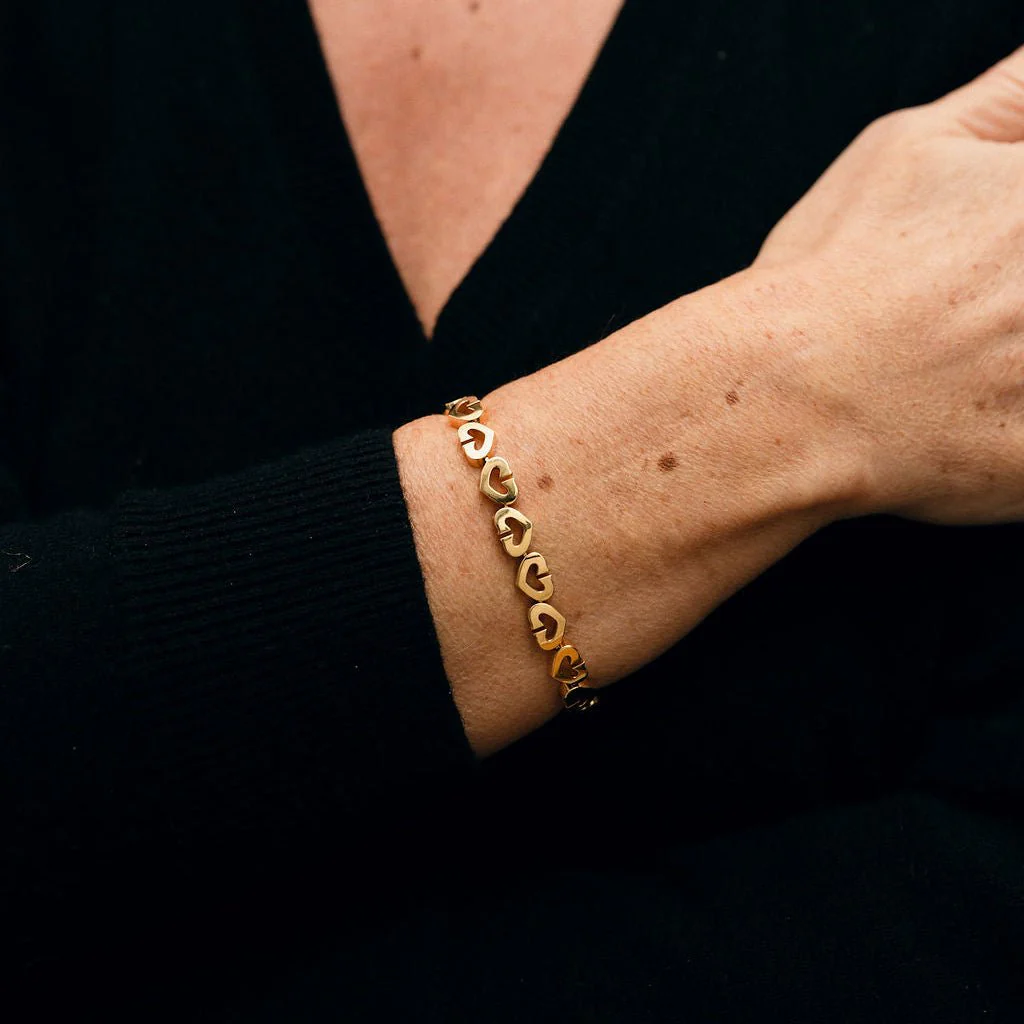 Bracelet Souple CARTIER "Coeurs et Symboles" en or jaune - Image 2