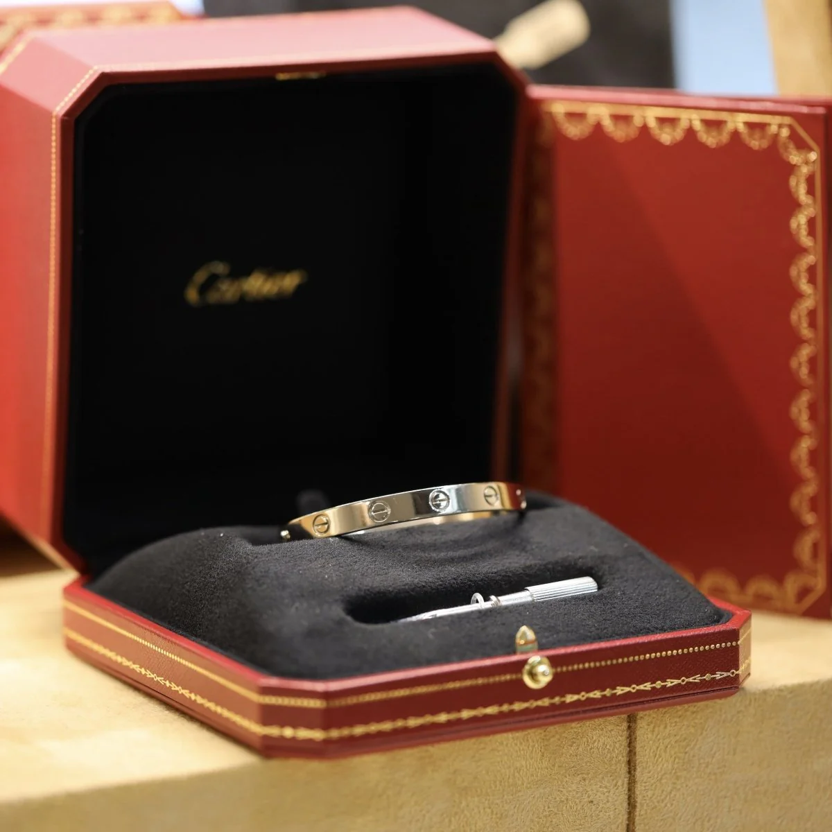 Bracelet Jonc CARTIER "Love" en or blanc - Image 4