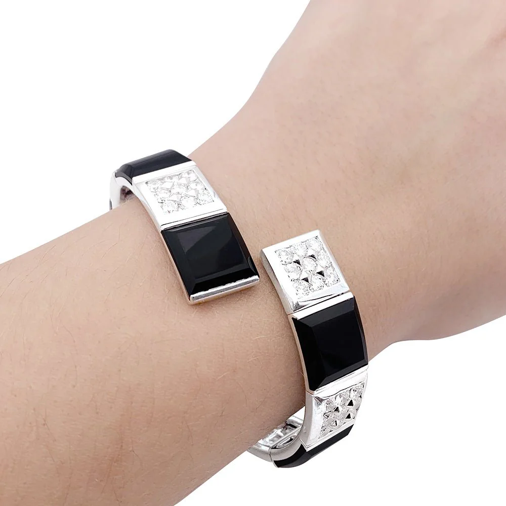 Bracelet CHANEL, "Harmonie", or blanc, diamants et onyx - Image 2