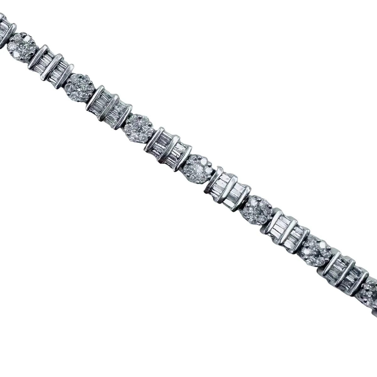 Bracelet en or blanc et diamants - Image 4
