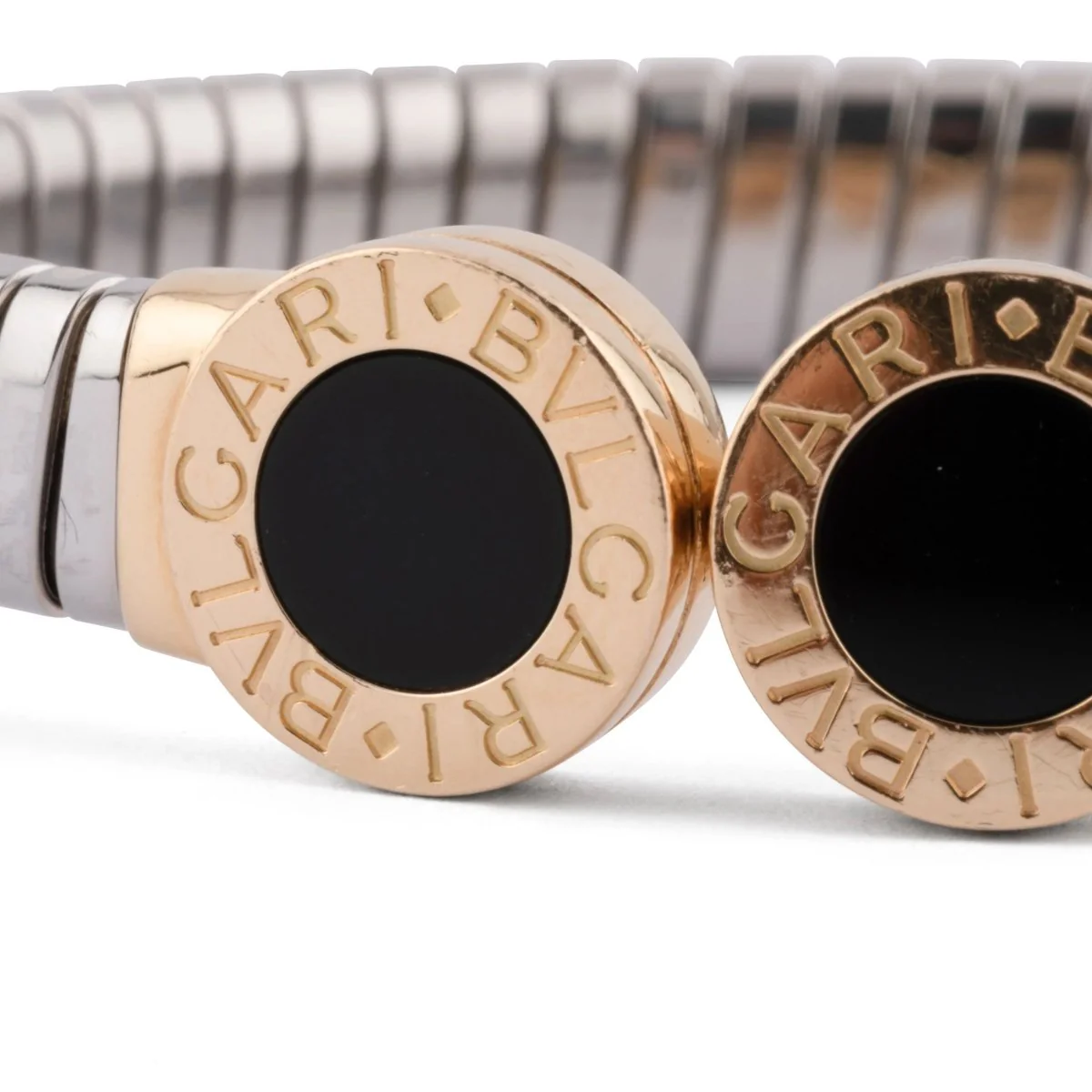 Bracelet en or et acier de la maison Bvlgari - Image 2