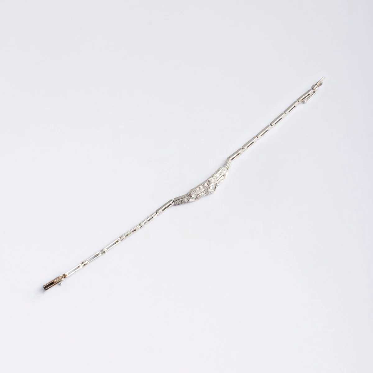 Bracelet en platine et diamants, Art déco - Image 2