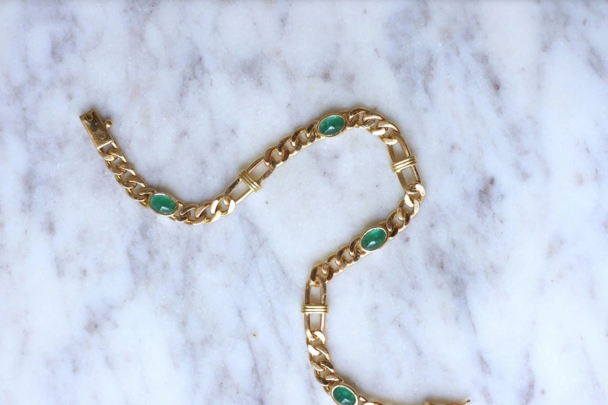 Bracelet gourmette or jaune et émeraudes - Image 6