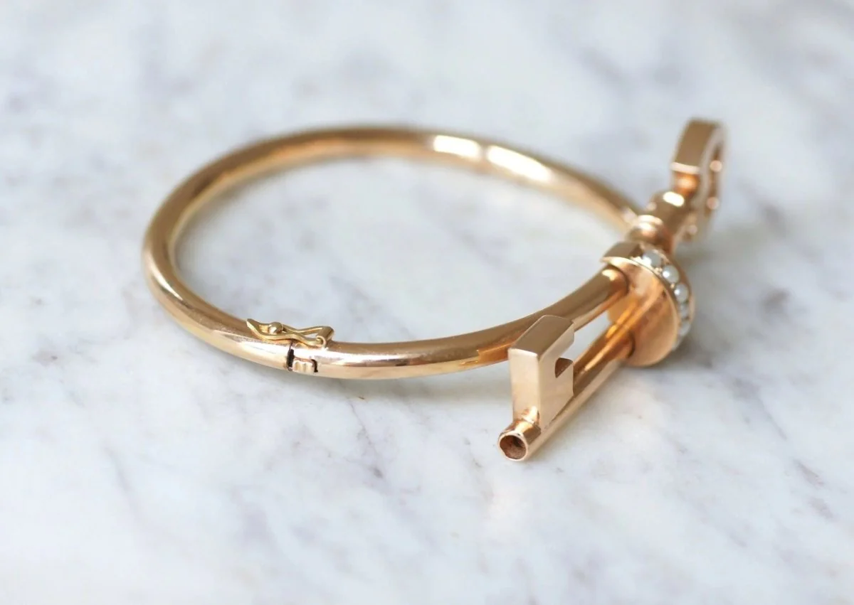Bracelet jonc clé en or rose - Image 7