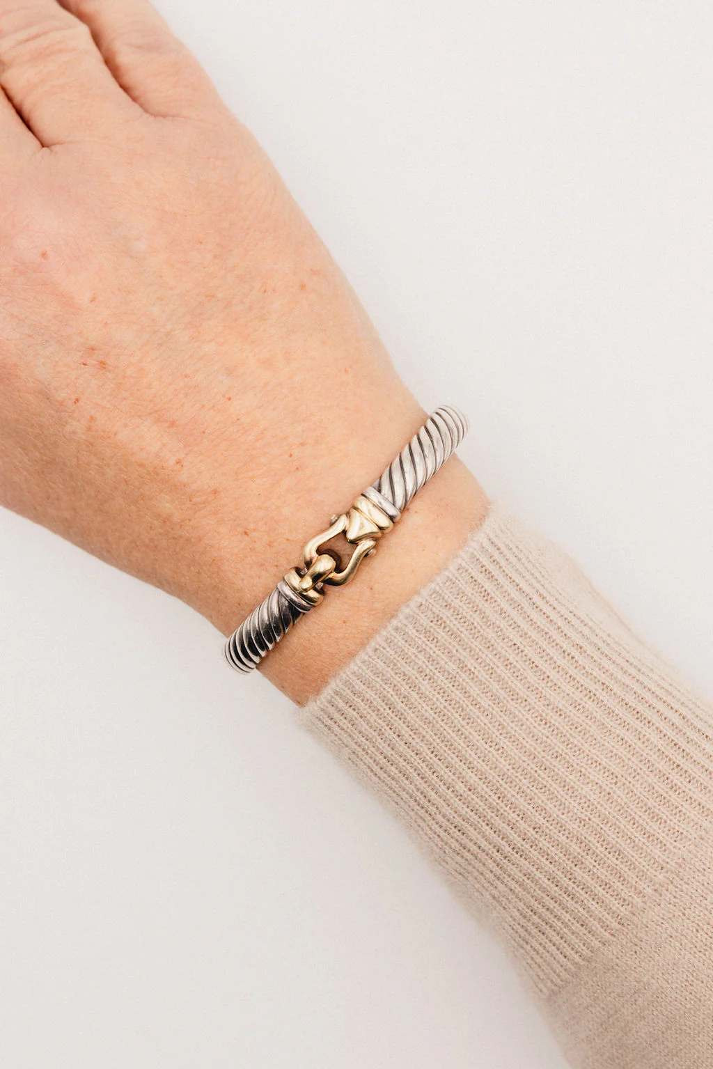 Bracelet Jonc DAVID YURMAN en or jaune et argent - Image 2