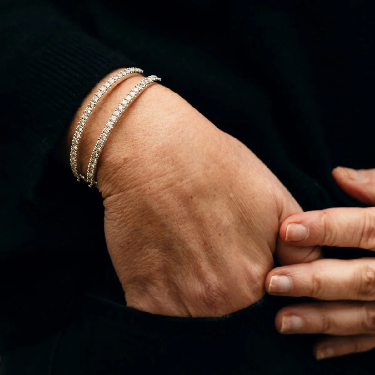 Bracelet jonc en or blanc et diamants - Image 2